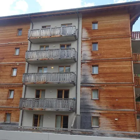 Pracondu Renove Outdoor & Fun 2 6 Personnes Апартаменты